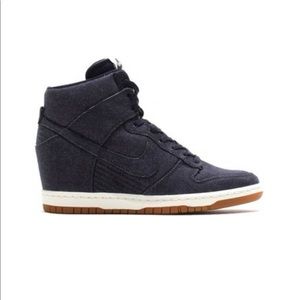 Nike
Women's Blue Wmns Dunk Sky Hi Denim Obsidian